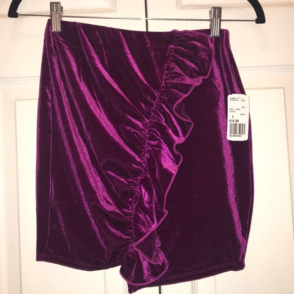 Forever 21 fuchsia ruffle mini skirt size S - Picture 1 of 6